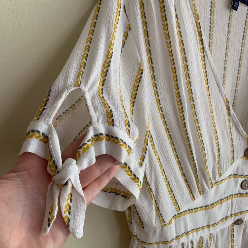 White Button Up Top - Picture 2 of 3